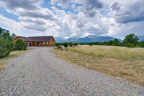 8696: 360 Mtn View & On-site Hiking!