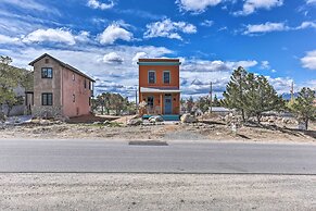 Buena Vista Home w/ Mtn Views, Walk to Main St