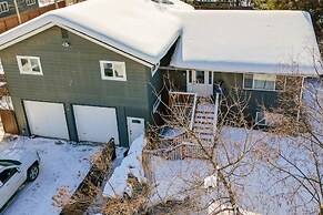 2 Mi to Dtwn & Pioneer Park: Fairbanks Studio!