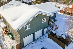 2 Mi to Dtwn & Pioneer Park: Fairbanks Studio!