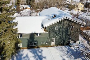 2 Mi to Dtwn & Pioneer Park: Fairbanks Studio!