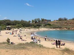 Zinovia Apartments & Studio