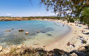 Zinovia Apartments & Studio