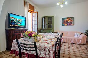 Casa Arianna, Apartment a few Steps From the sea