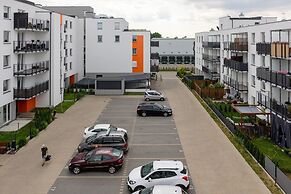 Trendy Apartment + Parking by Renters