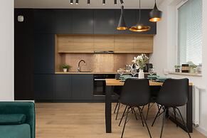 Trendy Apartment + Parking by Renters