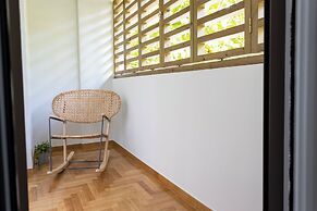 Trendy 2 bedroom Apartment 5min to metro