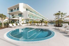 Amarilla Golf Residences