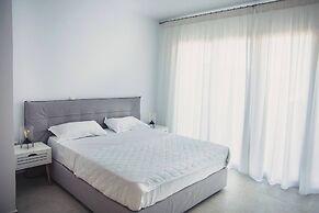 Starlight Villa Tropea - 4bd, 4ba, 4min To Beach