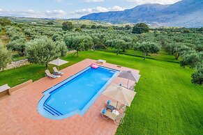 Villa Ostria Near Georgioupolis - 3bd 2ba