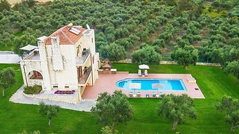 Villa Ostria Near Georgioupolis - 3bd 2ba
