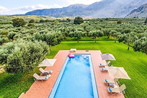 Villa Ostria Near Georgioupolis - 3bd 2ba