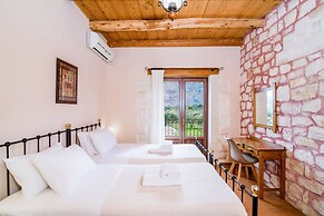 Villa Ostria Near Georgioupolis - 3bd 2ba