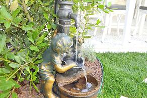 Müzeyyen Hanım Konağı Alaçatı 12+