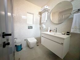 Müzeyyen Hanım Konağı Alaçatı 12+