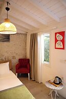 Müzeyyen Hanım Konağı Alaçatı 12+