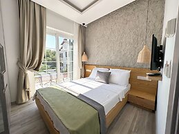 Müzeyyen Hanım Konağı Alaçatı 12+