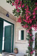 Müzeyyen Hanım Konağı Alaçatı 12+