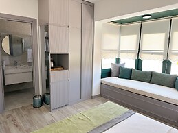 Müzeyyen Hanım Konağı Alaçatı 12+