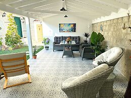 Müzeyyen Hanım Konağı Alaçatı 12+