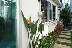 Müzeyyen Hanım Konağı Alaçatı 12+