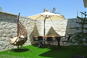 Müzeyyen Hanım Konağı Alaçatı 12+