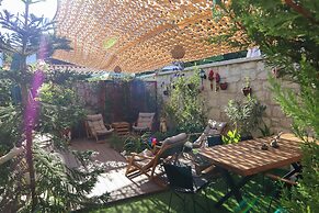 Müzeyyen Hanım Konağı Alaçatı 12+