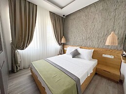 Müzeyyen Hanım Konağı Alaçatı 12+