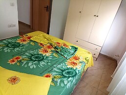 Quiet Apartment by the sea