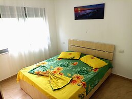 Quiet Apartment by the sea