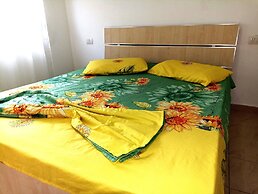 Quiet Apartment by the sea