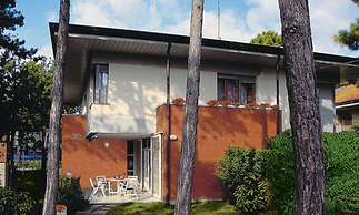 Charming Villa in Lignano Centre