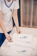 Parrot's Home Lalez Bay