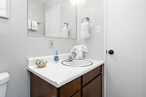 Moonlight Shores Lakefront