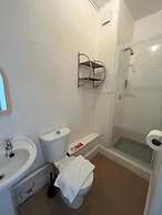 Stay At 22 Glen Allan Hotel