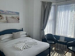 Stay At 22 Glen Allan Hotel