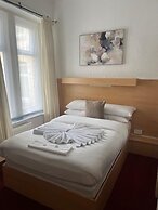 Stay At 22 Glen Allan Hotel