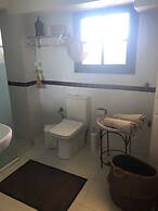 Luxury Seaview Apartment, 60sec Walk To Beach!