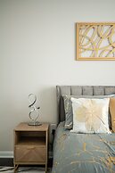 GLOBALSTAY Modern 3 BD House in Brampton