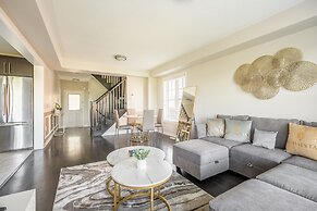 GLOBALSTAY Modern 3 BD House in Brampton