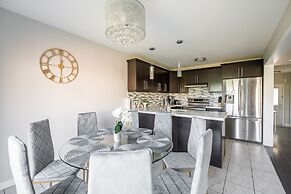 GLOBALSTAY Modern 3 BD House in Brampton