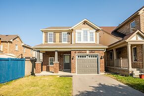GLOBALSTAY Modern 3 BD House in Brampton