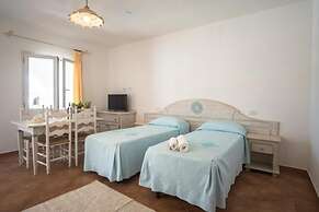 Superb Le Residenze del Golfo di Orosei 1 Bedroom Apartment Sleeps 4