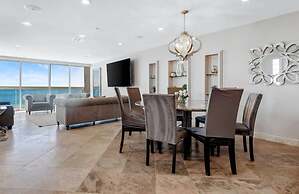 Beachfront Malibu Home With Private Beach Access