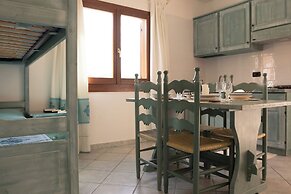 Idyllic Residence Cala Viola B4 one Bedroom Apartment Sleeps 4 Persons