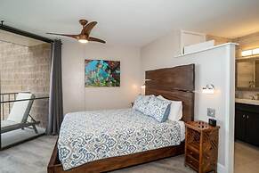 Tranquil Oceanfront Vistas