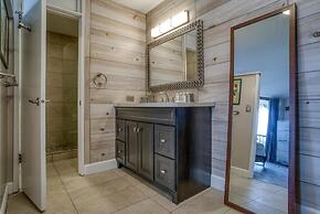 Tranquil Oceanfront Vistas