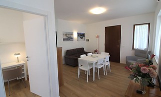 Renovated Villa With Private Fenced Garden