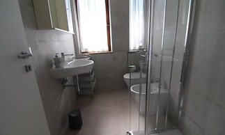 Renovated Villa With Private Fenced Garden