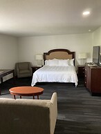 Elker Inn & Suites